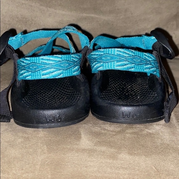 Chacos Size 8 - Picture 3 of 13